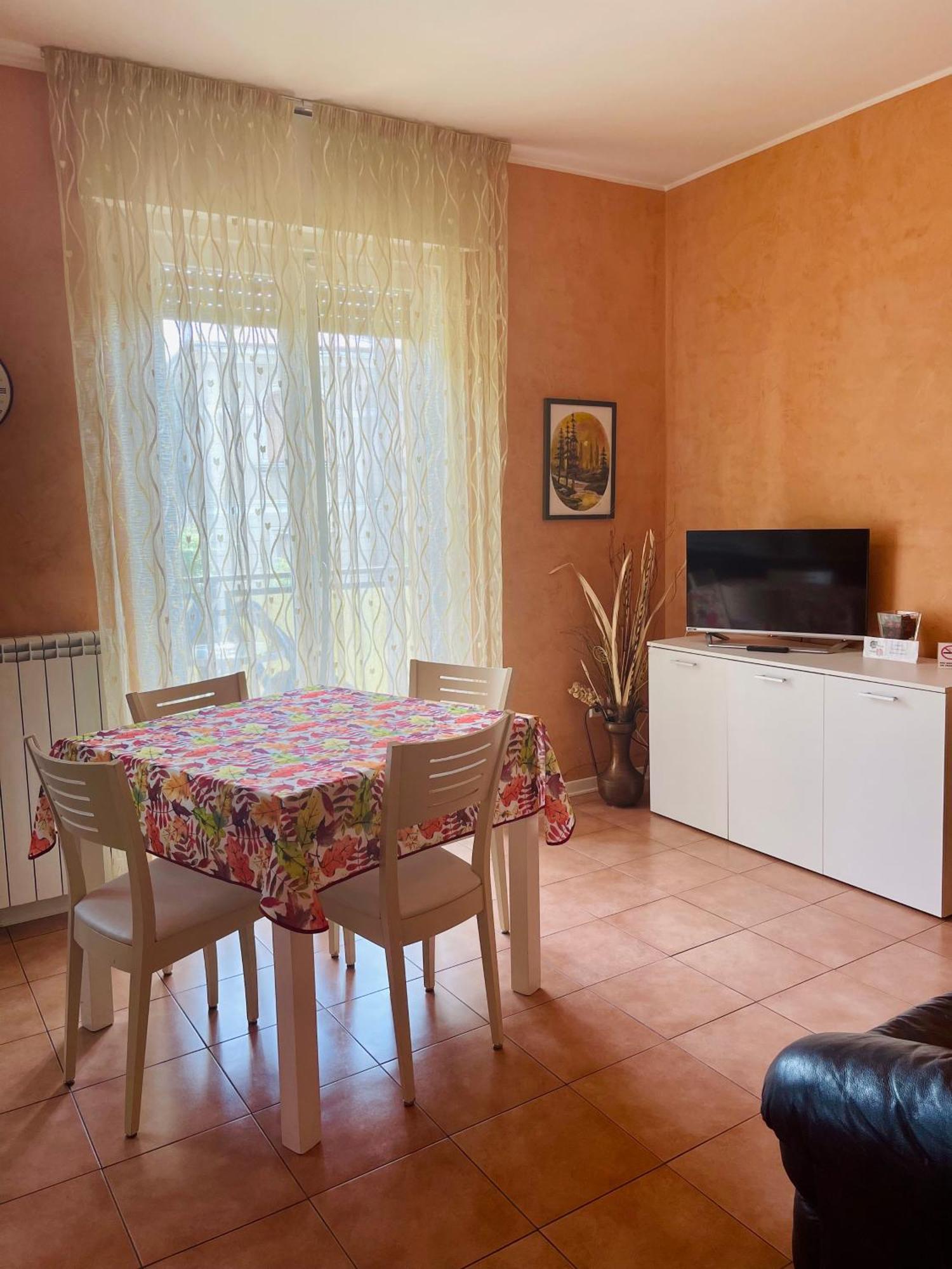 Le Rose Apartment ตรีเอสเต ภายนอก รูปภาพ