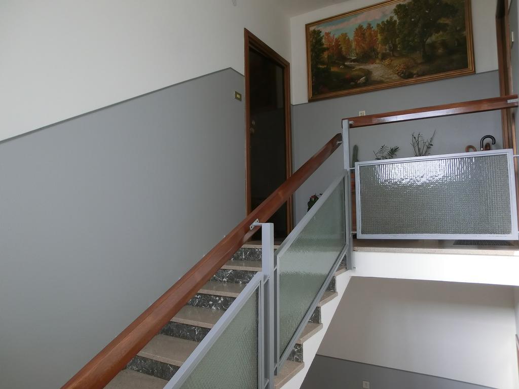 Le Rose Apartment ตรีเอสเต ภายนอก รูปภาพ