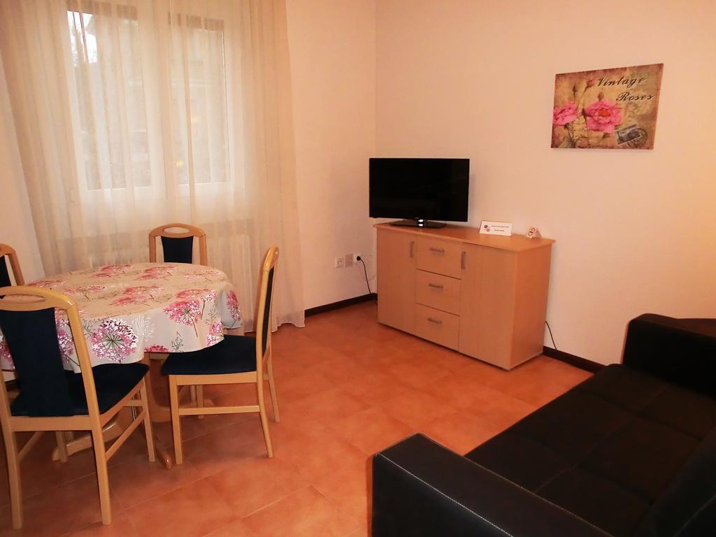Le Rose Apartment ตรีเอสเต ห้อง รูปภาพ